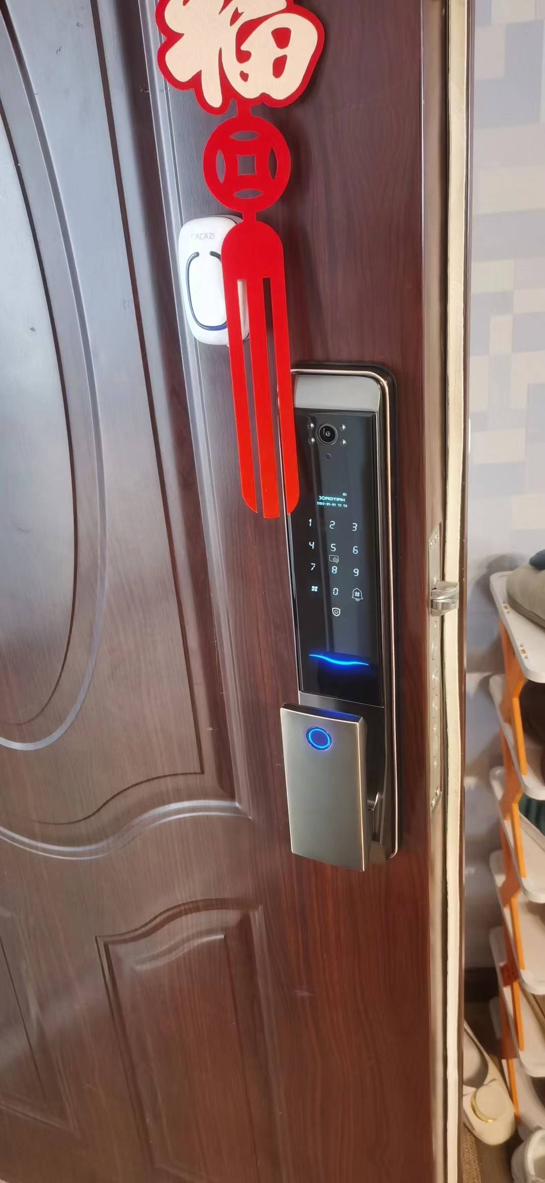 24小时上门服务开锁换锁修锁安装指纹密码锁