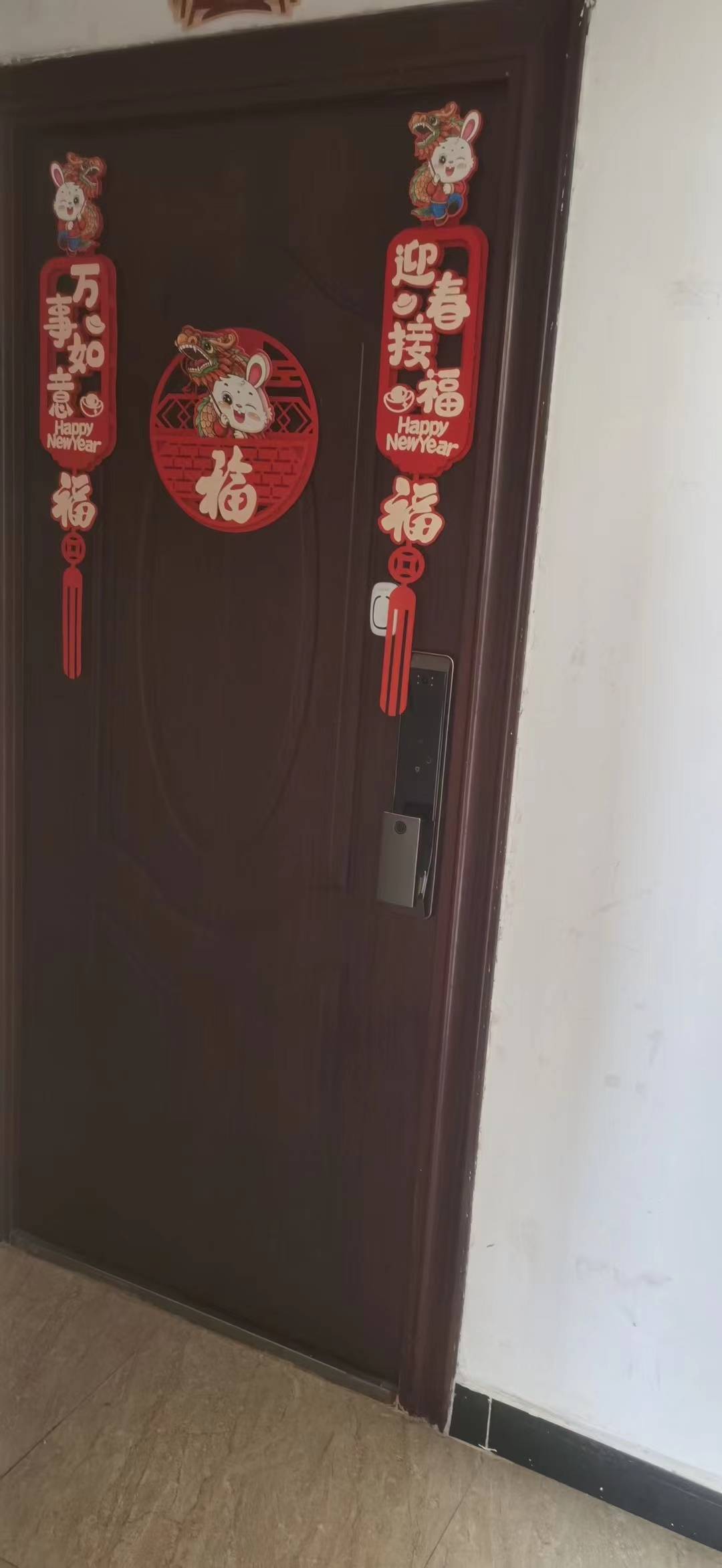 24小时上门服务开锁换锁修锁安装指纹密码锁