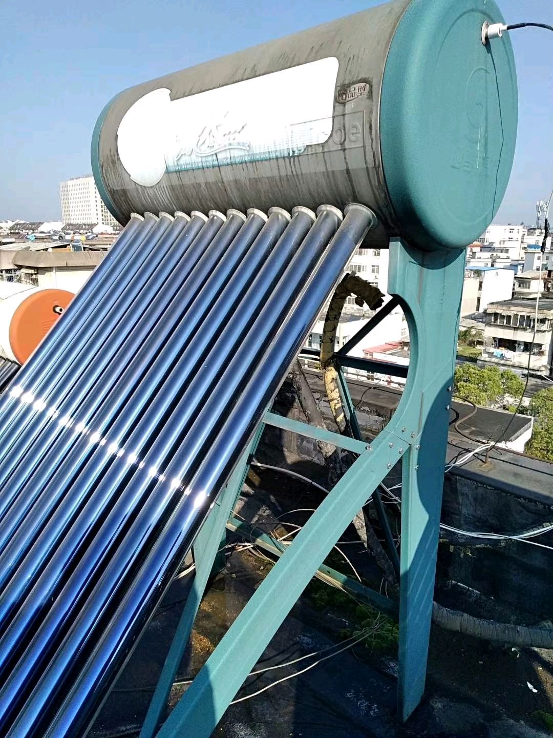 专业维修热水器