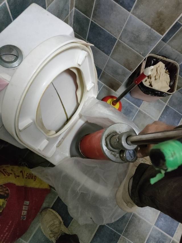 高压管道疏通，马桶疏通。