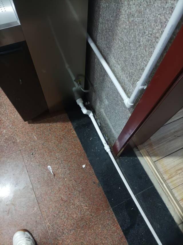 维修各类工控设备，商用及家用电器设备等。