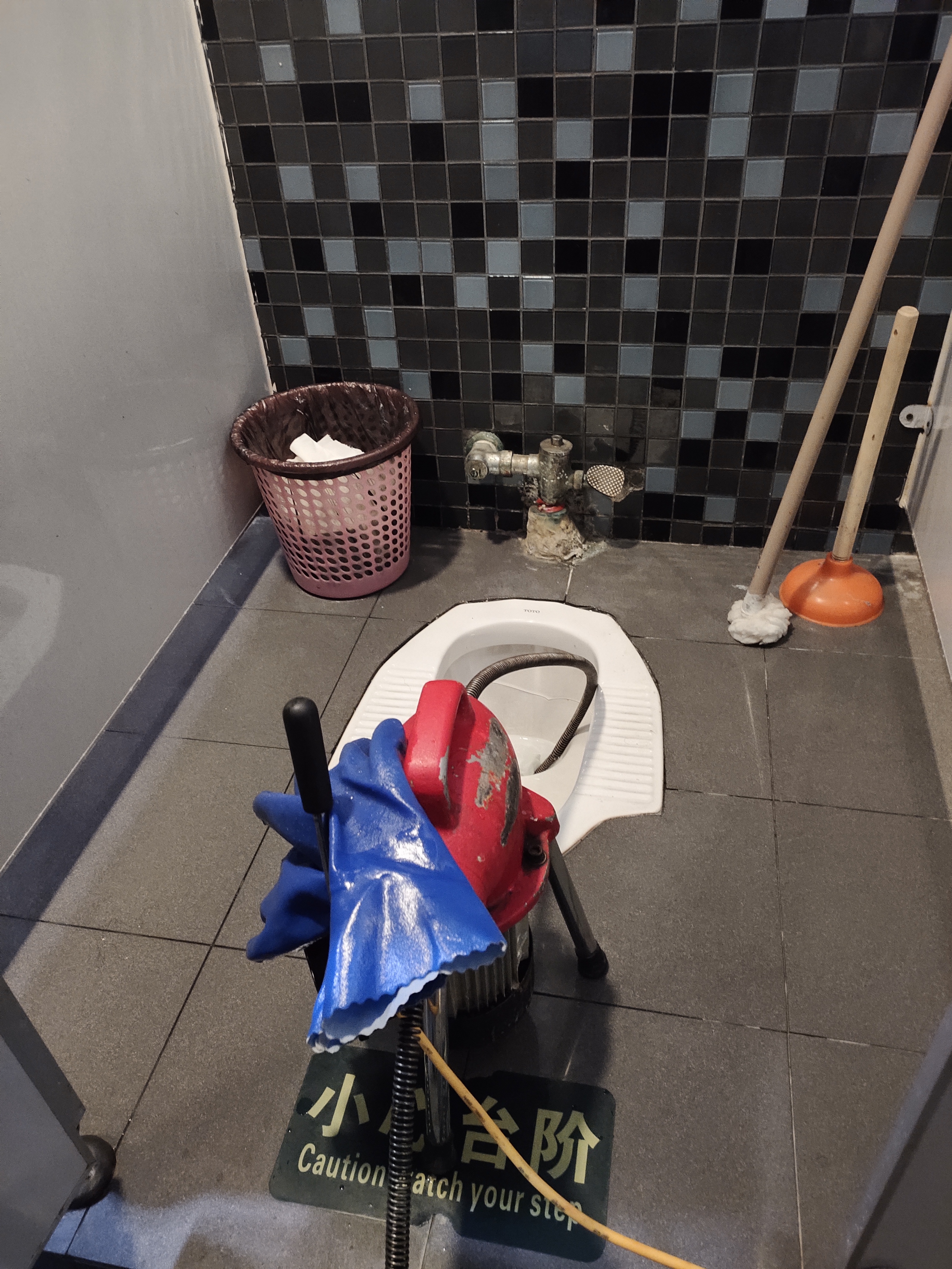 北京全市24小时服务:管道疏通+疏通下水道+疏通马桶+疏通地漏