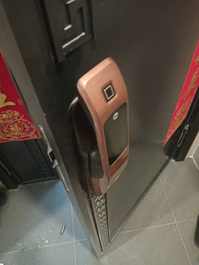 开锁换锁指纹锁销售