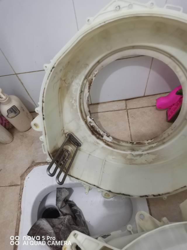滚筒洗衣机清洗维修