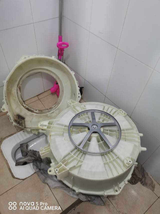滚筒洗衣机清洗维修