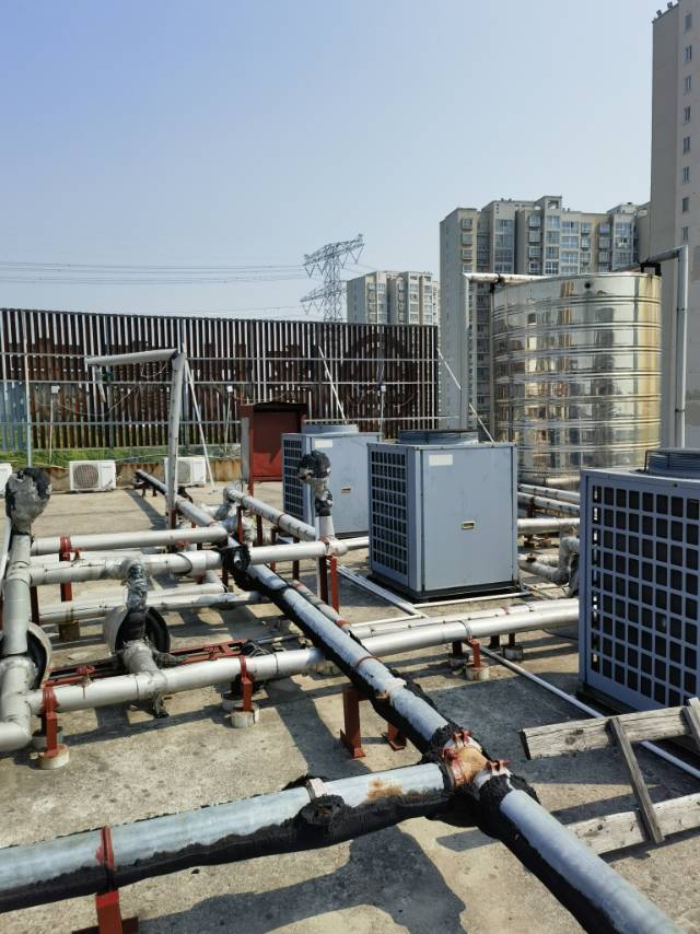 专业维修各种空气能热水器