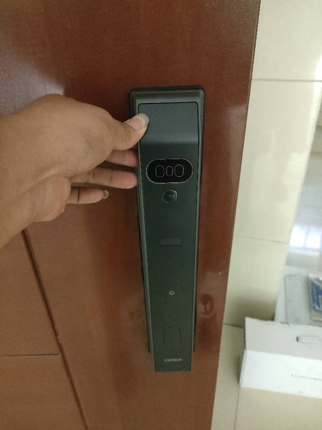 专业安装指纹锁