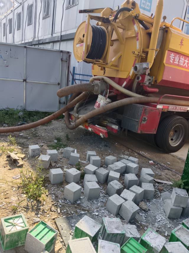 高压清洗车清洗