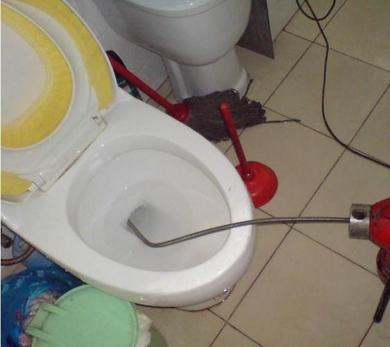 洛阳疏通管道24小时快速上门马桶疏通