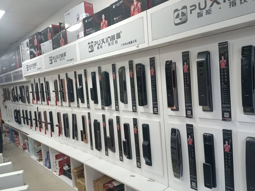 附近开锁换锁修锁指纹锁密码锁锁芯安装