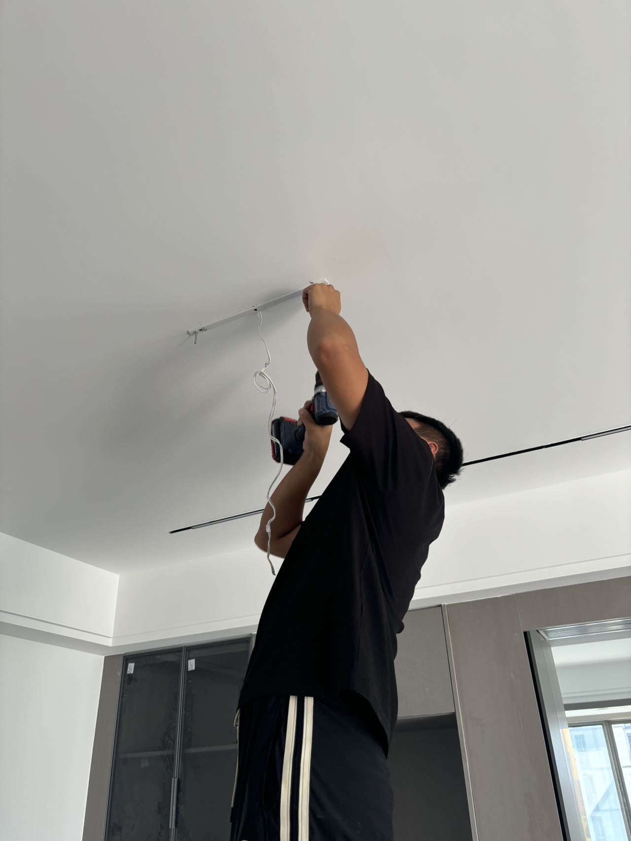 灯具安装