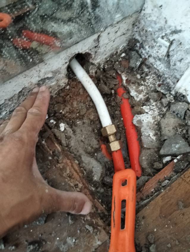专业仪器精准侧漏水