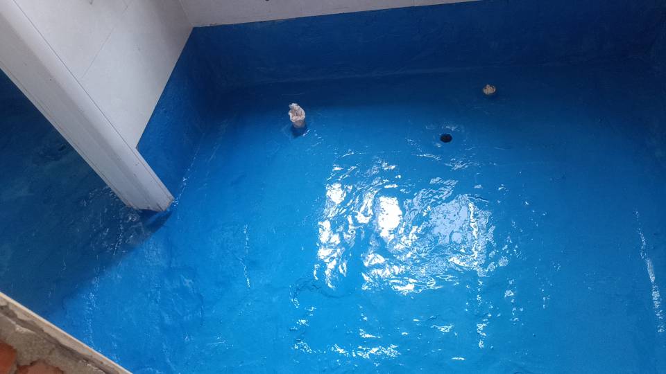 民房卫生间漏水维修