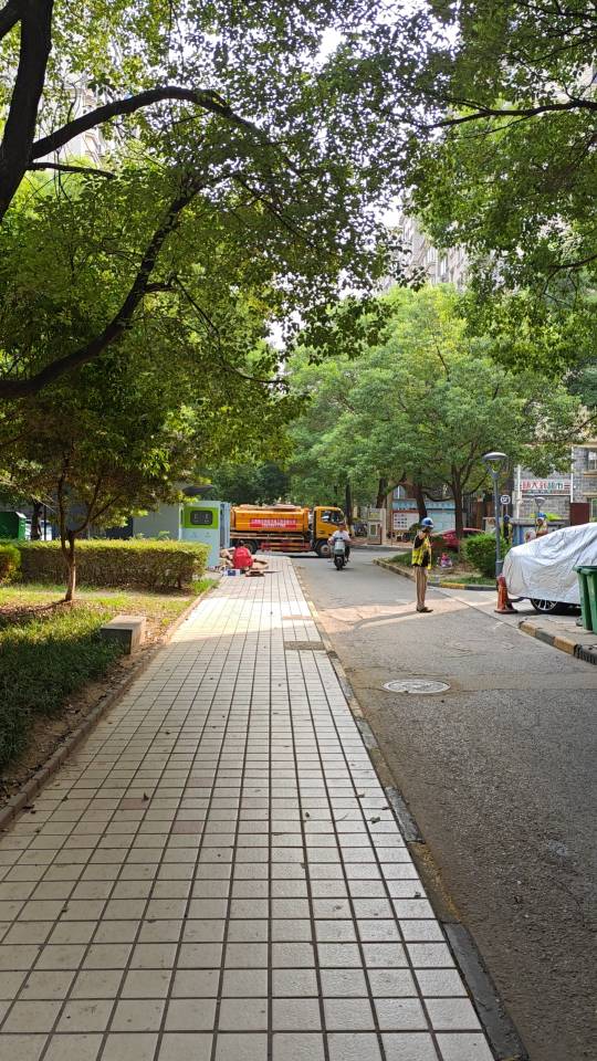 疏通下水道