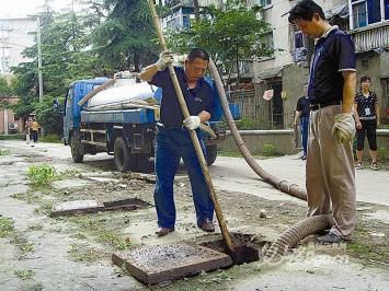 疏通厨房厕所马桶下水道打捞手机首饰水管维修