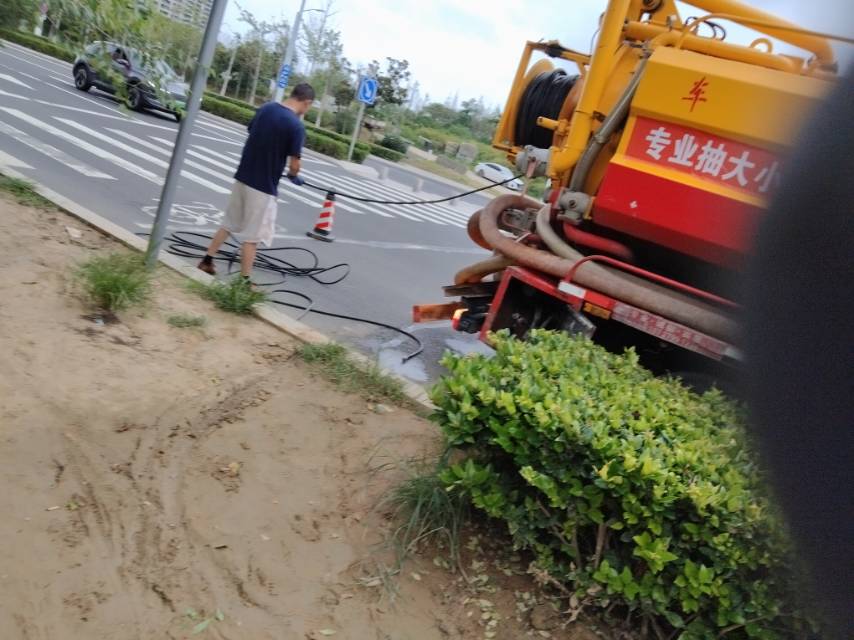 专业疏通下水道，高压清洗车清洗