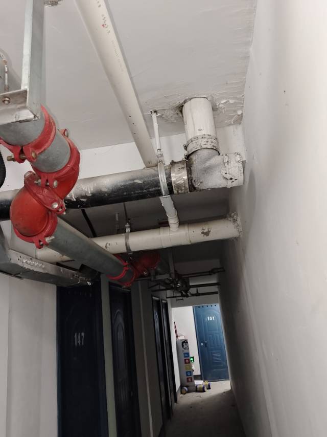开锁换锁指纹锁疏通下水道马桶