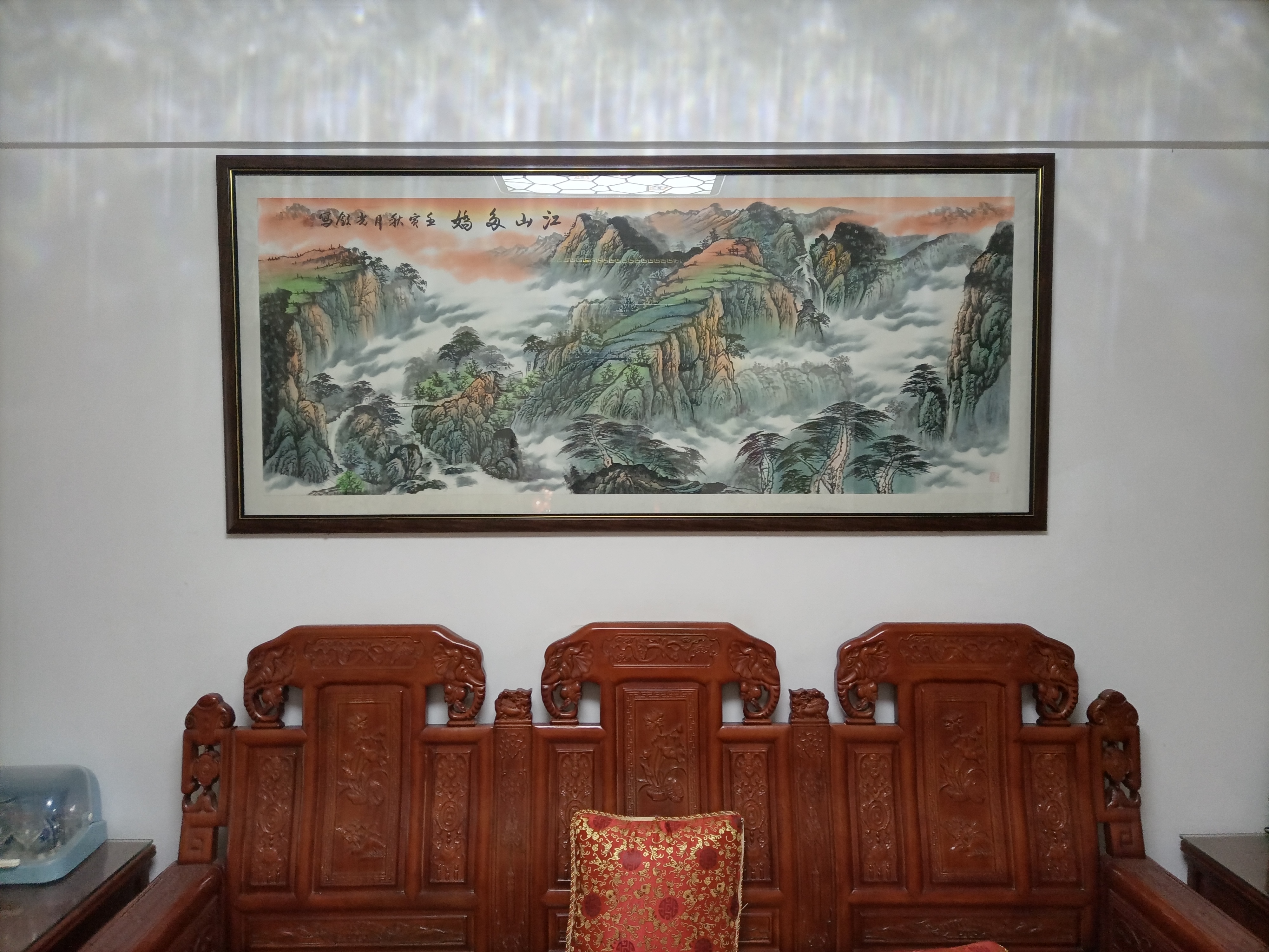 装饰画、卫浴、屏风、家具、电视背景安装，室内装修、美缝、门套、护角……
