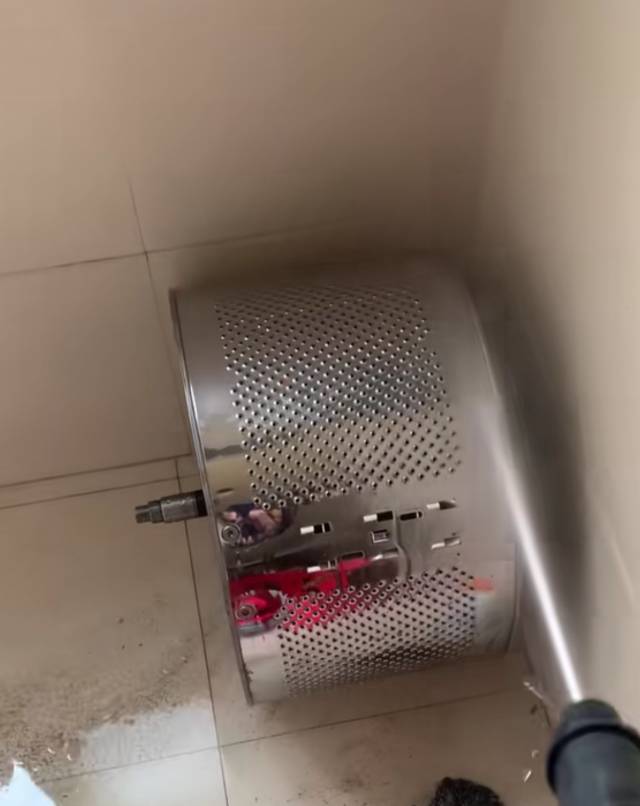 洗衣机清洗维修，地暖清洗，空调清洗维修充氟
