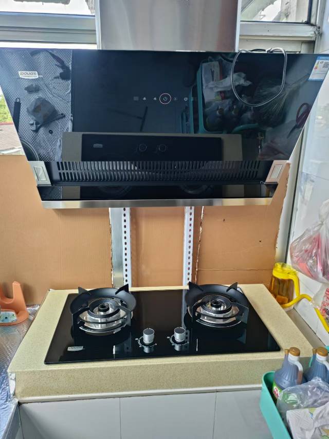 燃气灶，油烟机维修