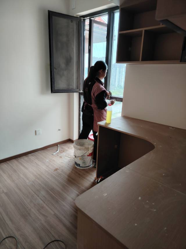 家政公司接单中