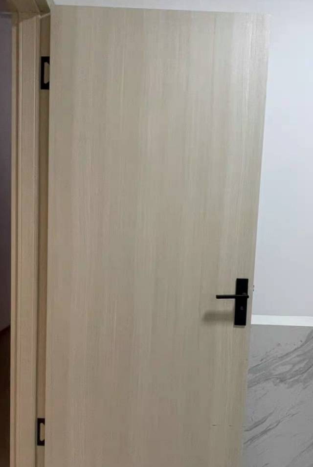 嘉兴地区木门安装