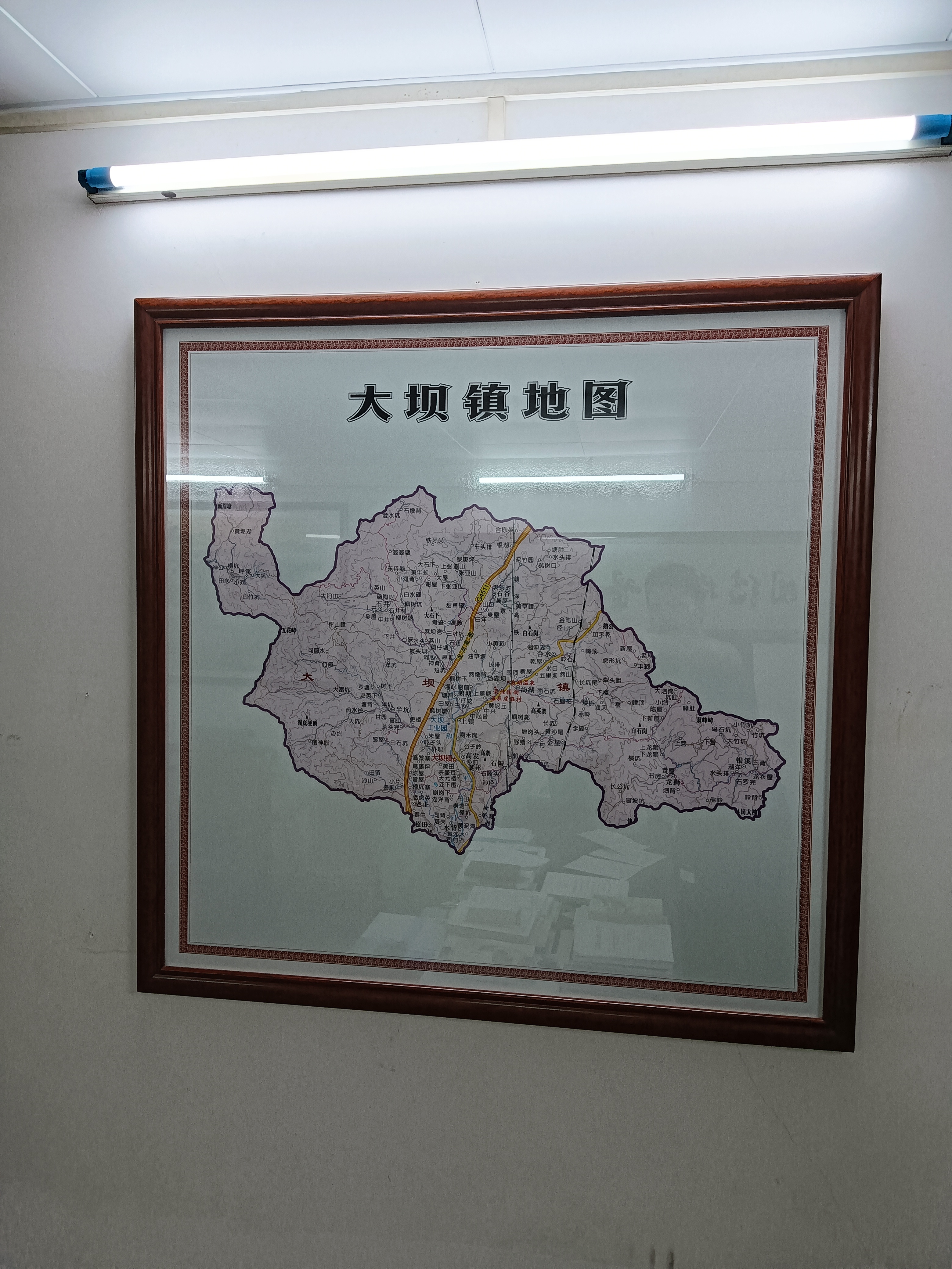 安装、送货、维修服务……，装饰画、装修……