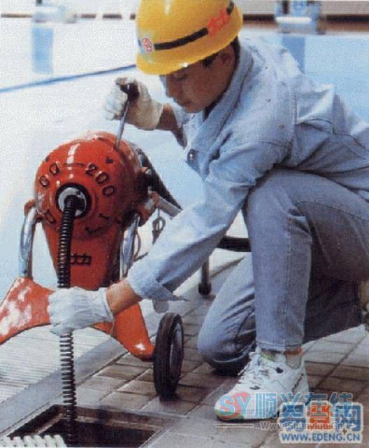 顺义疏通下水道、疏通马桶、水管维修、空调维修、开锁换锁