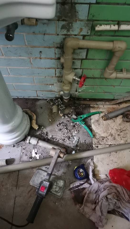 管线改造