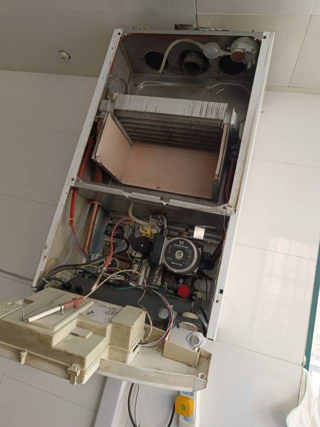热水器，壁挂炉安装维修