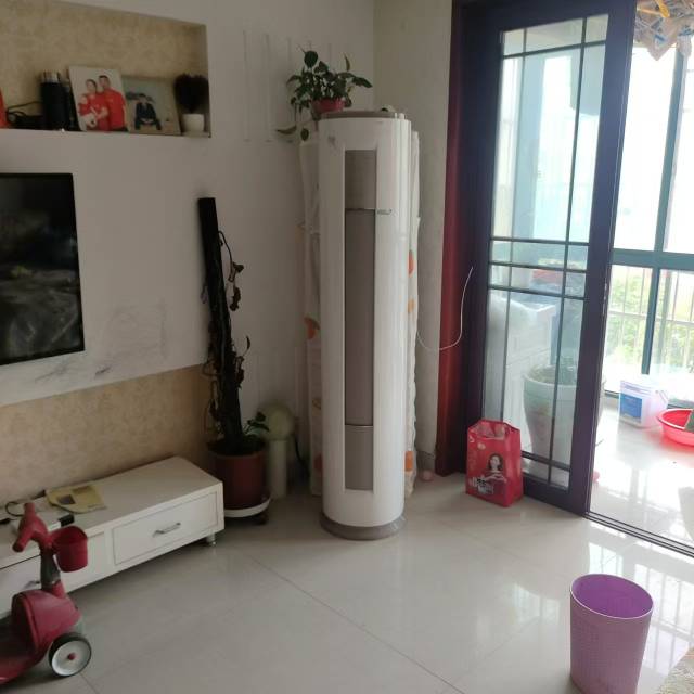 各种品牌空调