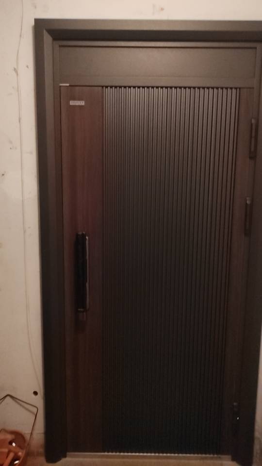 专业安装防盗门指纹锁