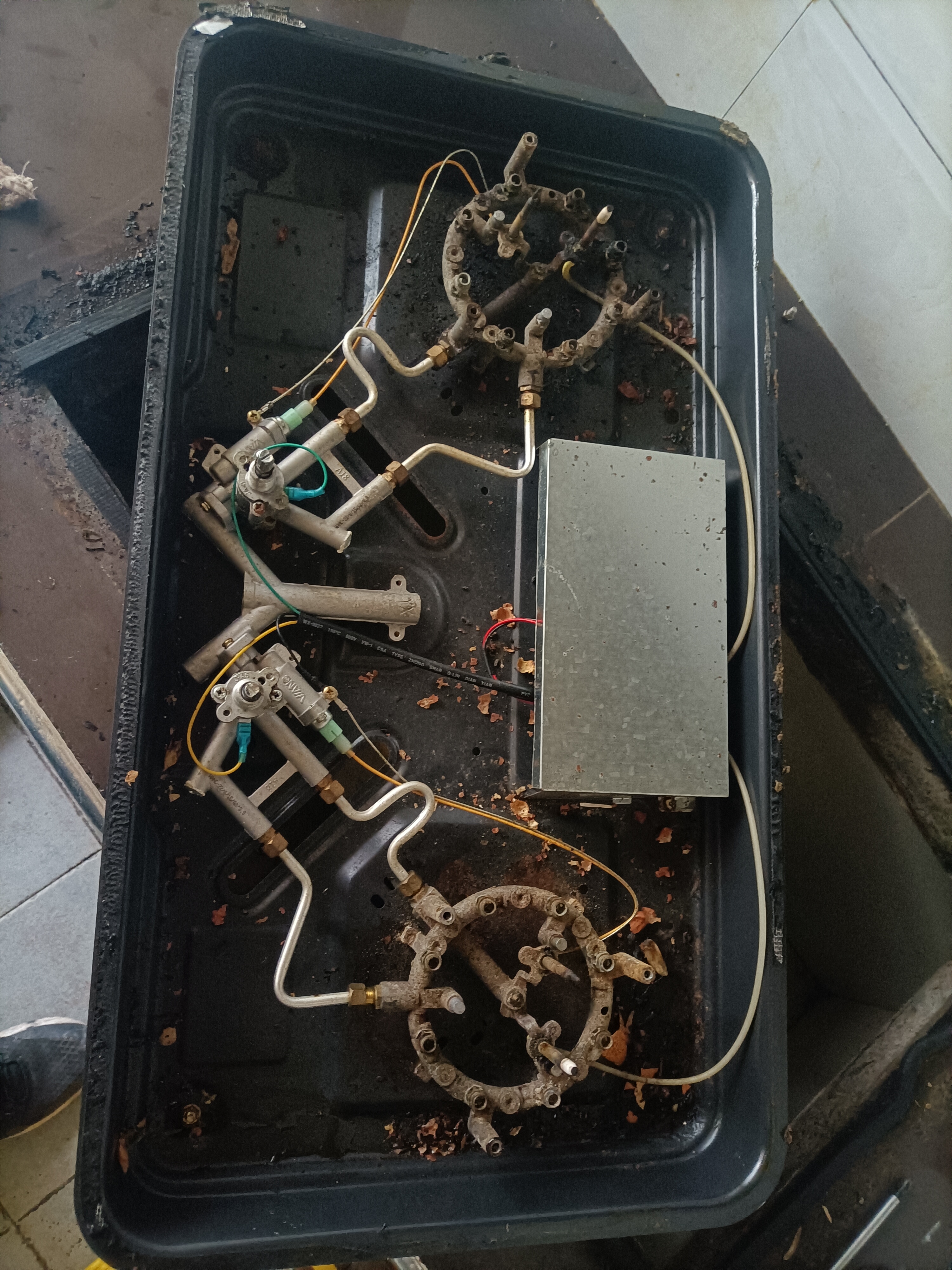 厨房家电维修，热水器空调燃气灶冰箱集成灶油烟机