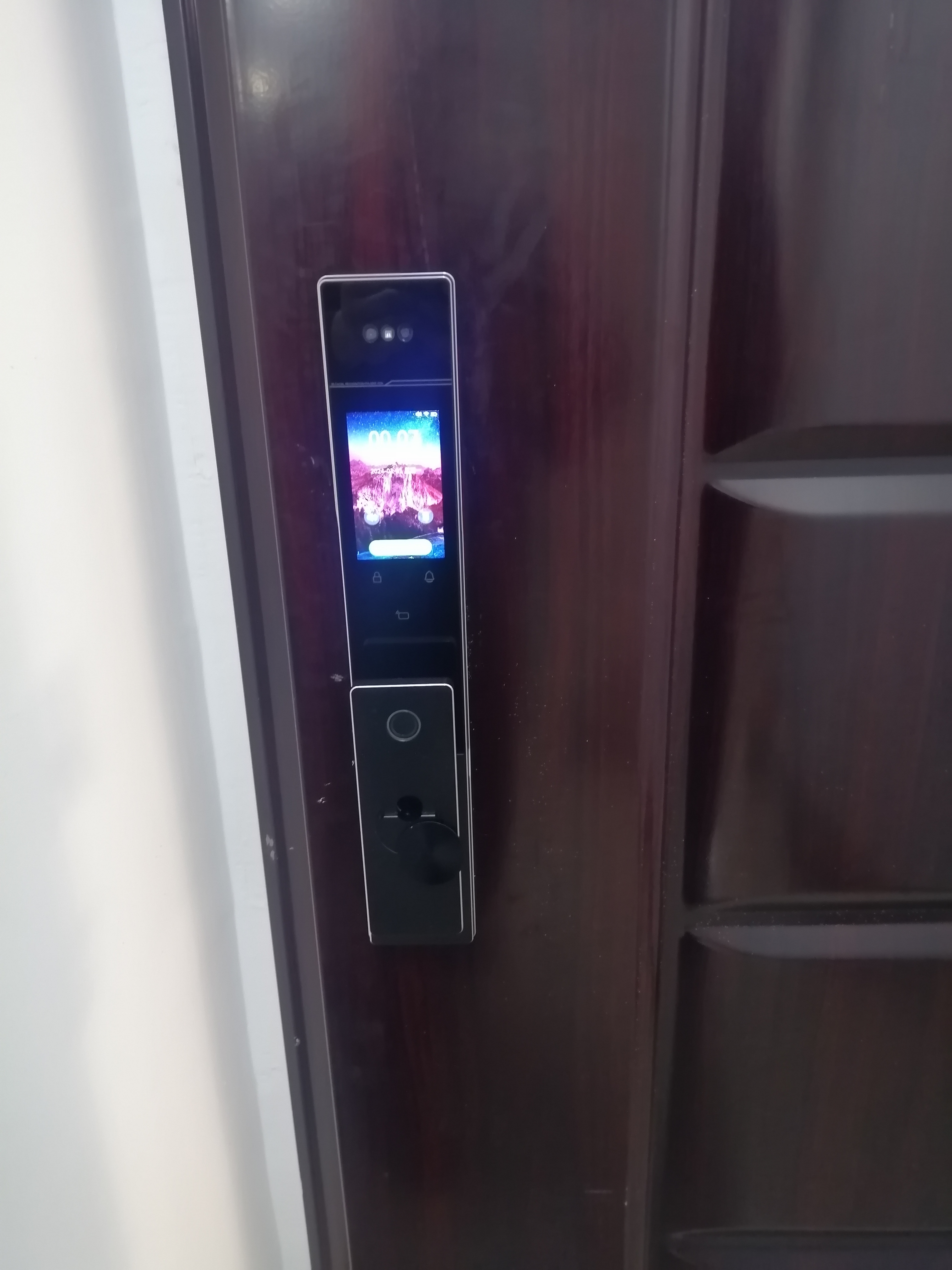 济南长清区开锁换锁修锁，指纹锁安装销售