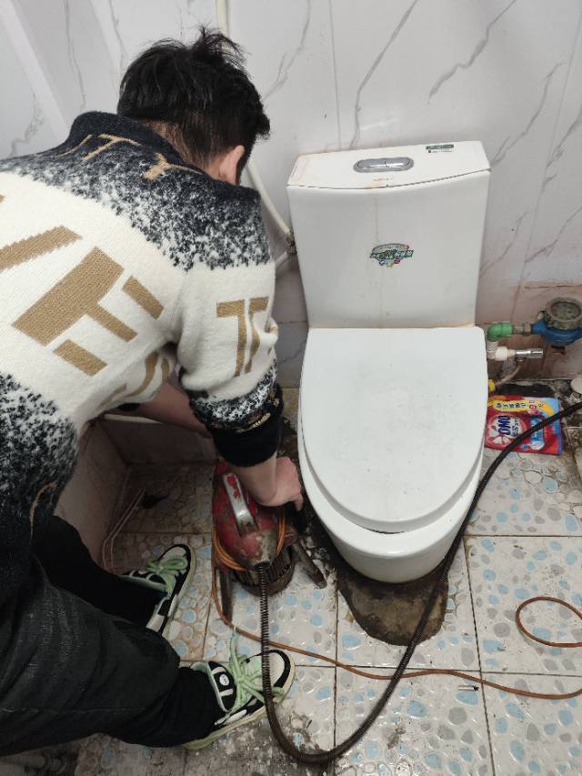 专业疏通管道 抽污水 清淤