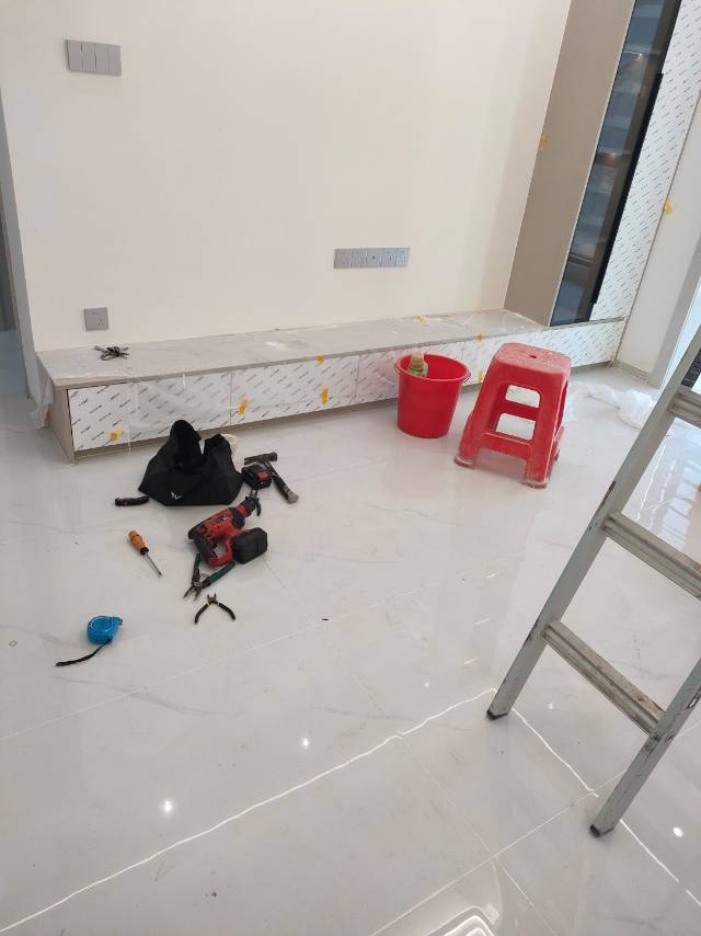 高空作业防水外墙换管子，外墙空鼓，洗外墙翻新