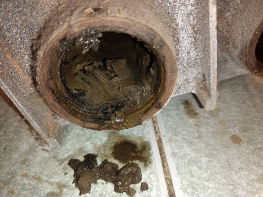 地暖，暖气片清洗维修更换阀门分水器
