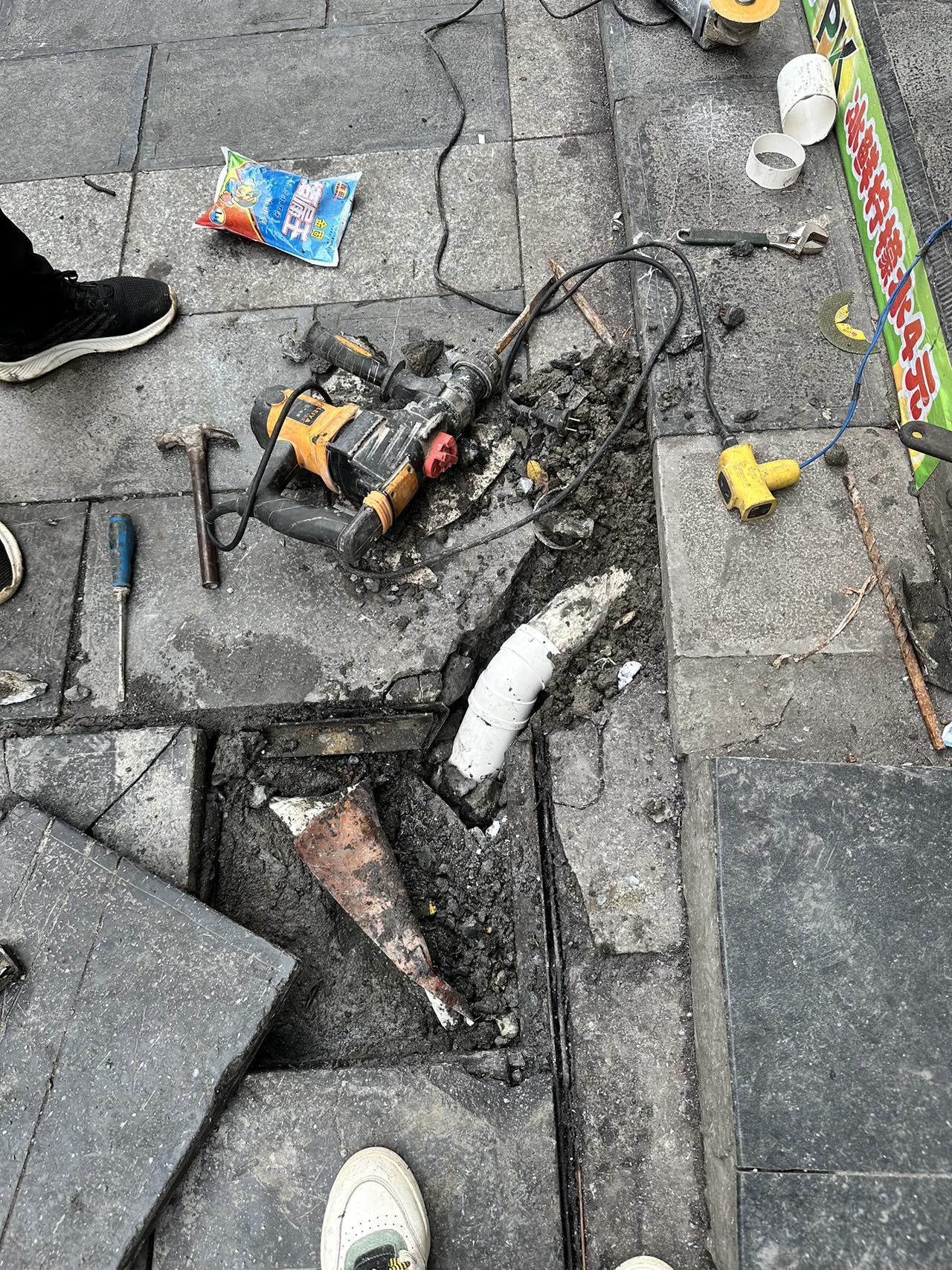 疏通下水道、清理化粪池、高压疏通、水电维修🧰