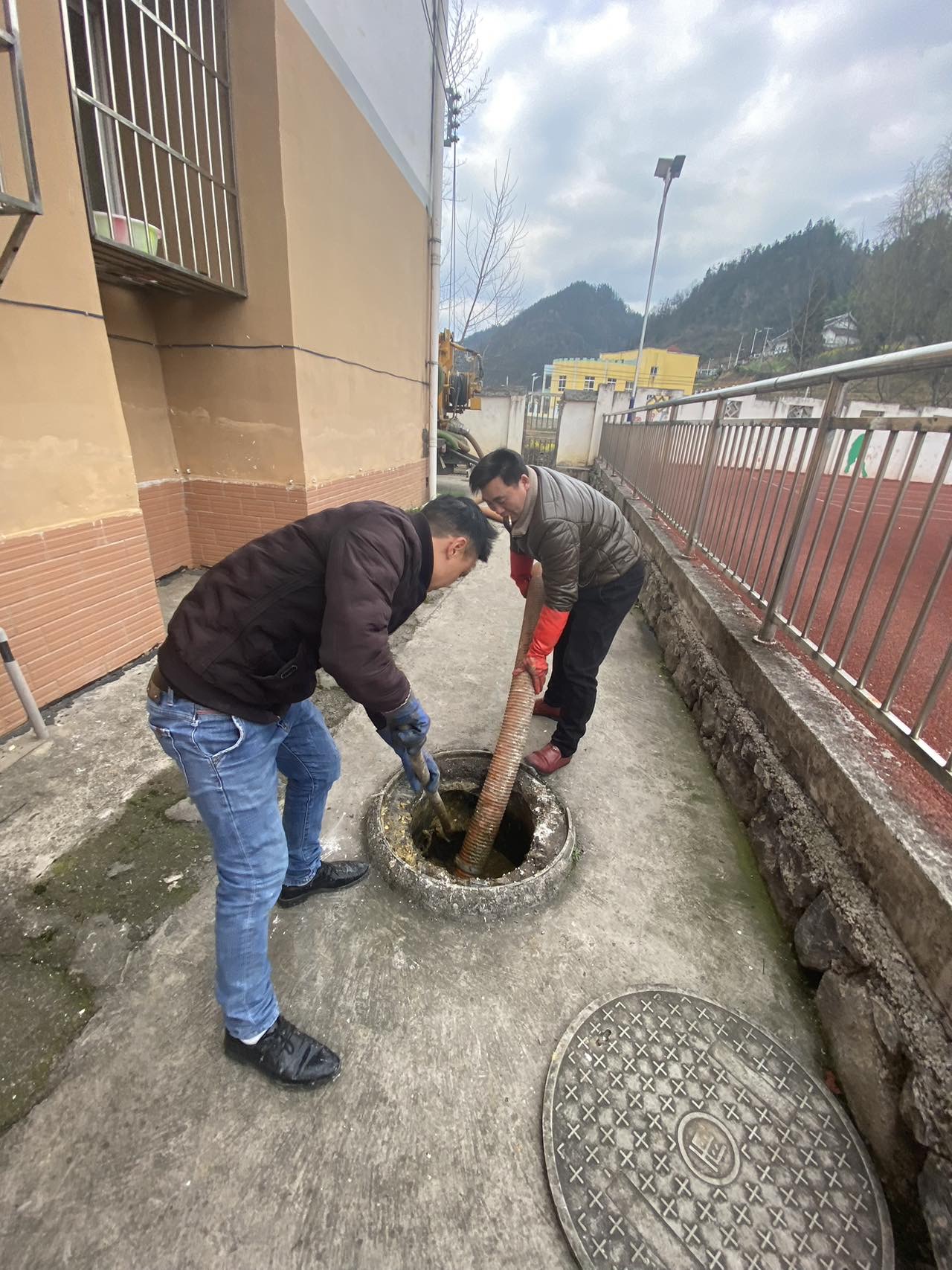 疏通下水道、清理化粪池、高压疏通、水电维修🧰