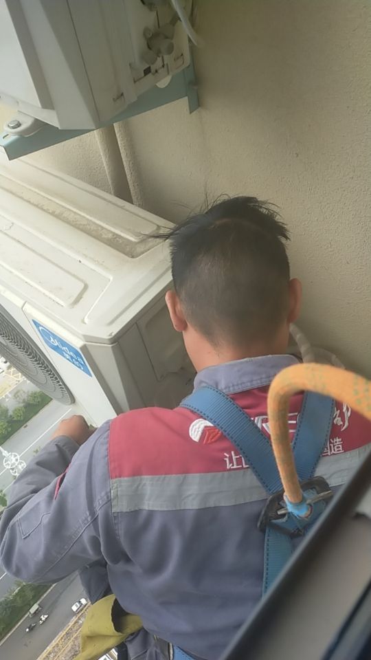 南阳空调维修移机，高价回收以旧换新