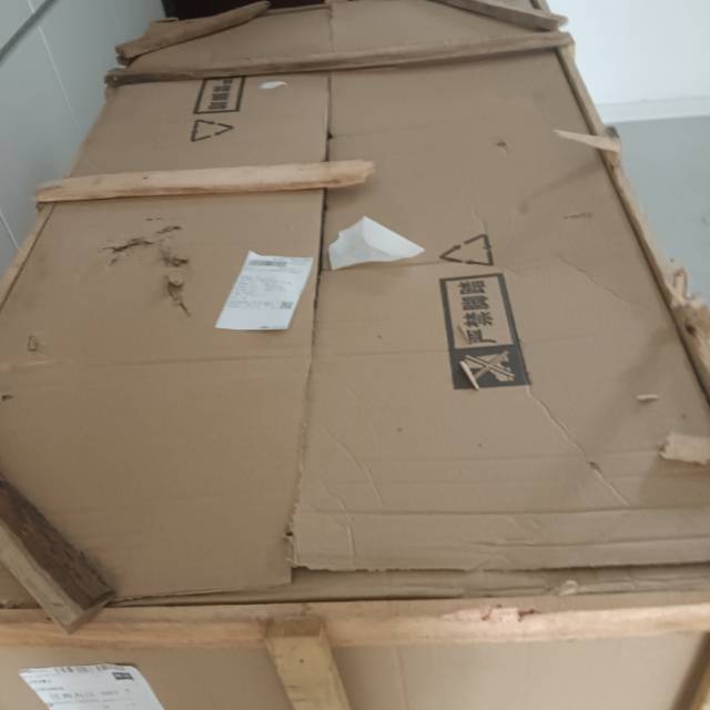 安装面