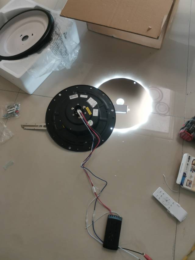 风扇灯安装