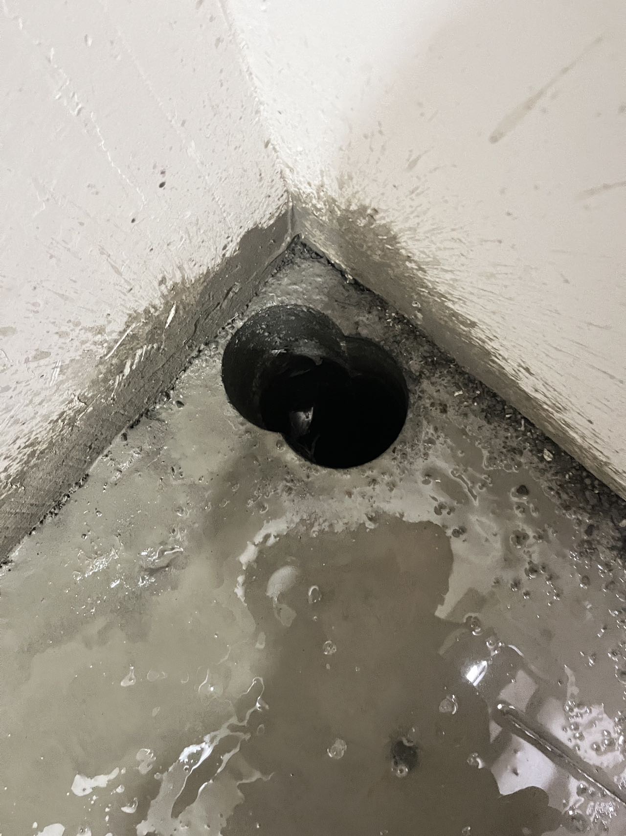 专业技术水钻打孔，墙体拆除，