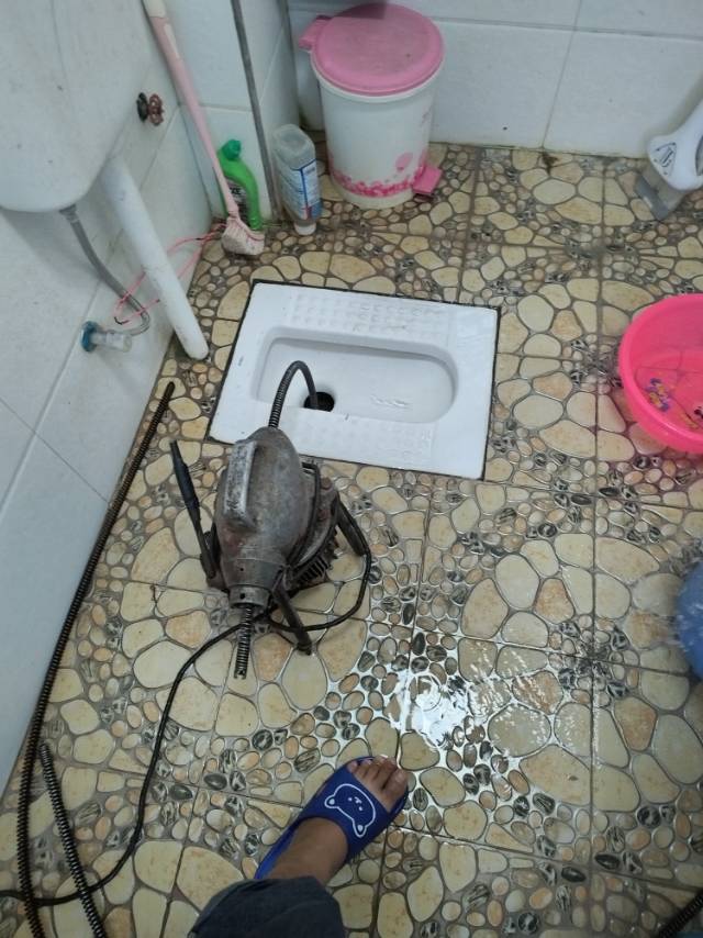 得力管道疏通服务部