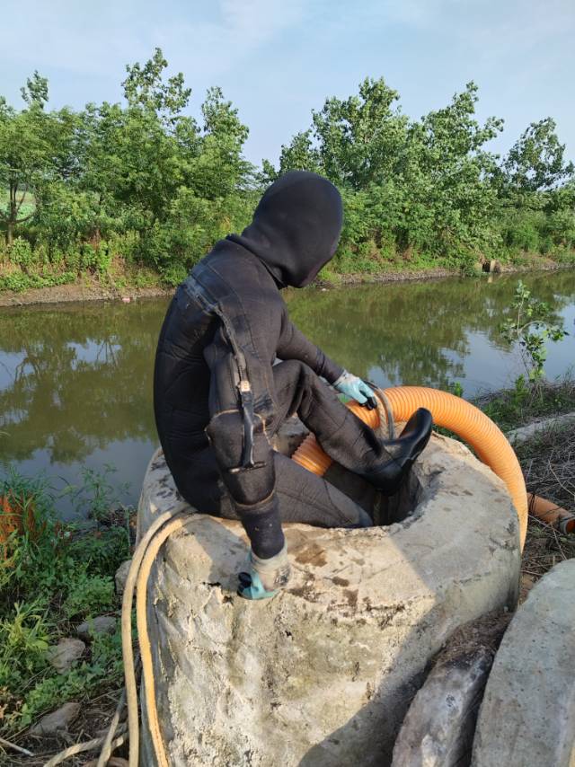 得力管道疏通服务部