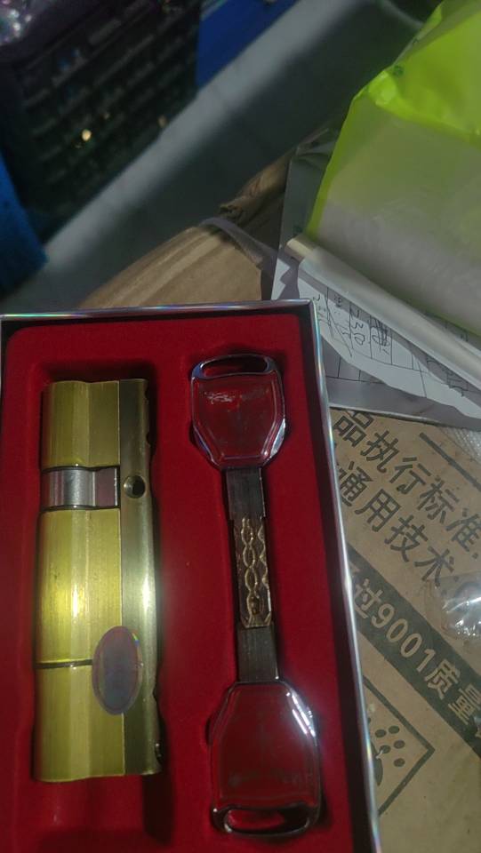 公安备案，开锁，换锁，安装指纹锁