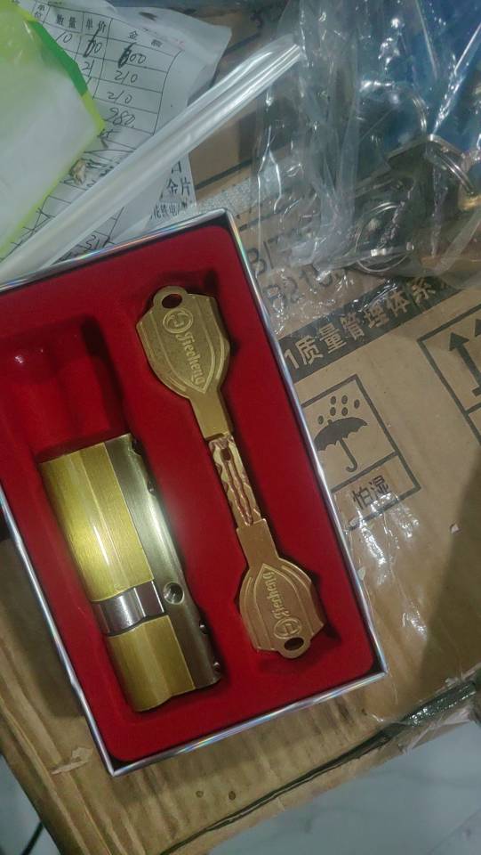 公安备案，开锁，换锁，安装指纹锁