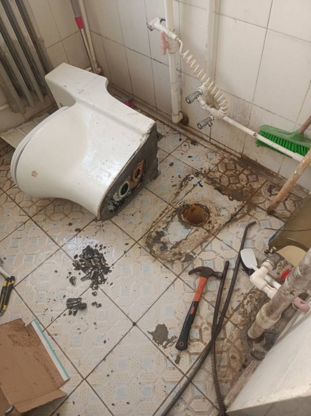 濮阳家政哥，疏通下水道砸墙拆除