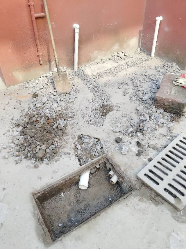 六安大鹏开锁换锁，管道疏通，保洁