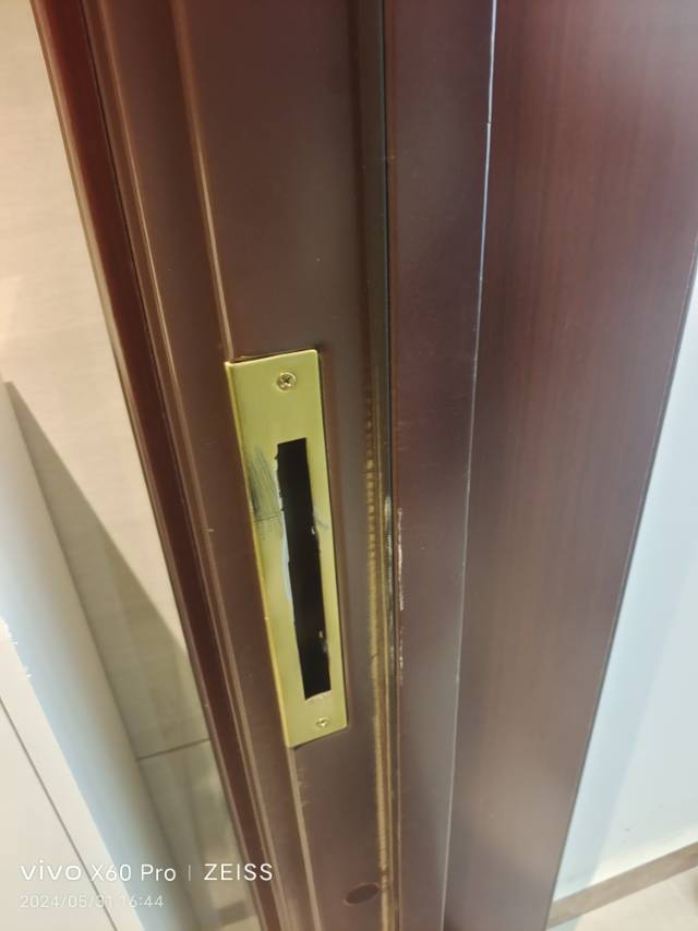 开锁换锁疏通下水道
